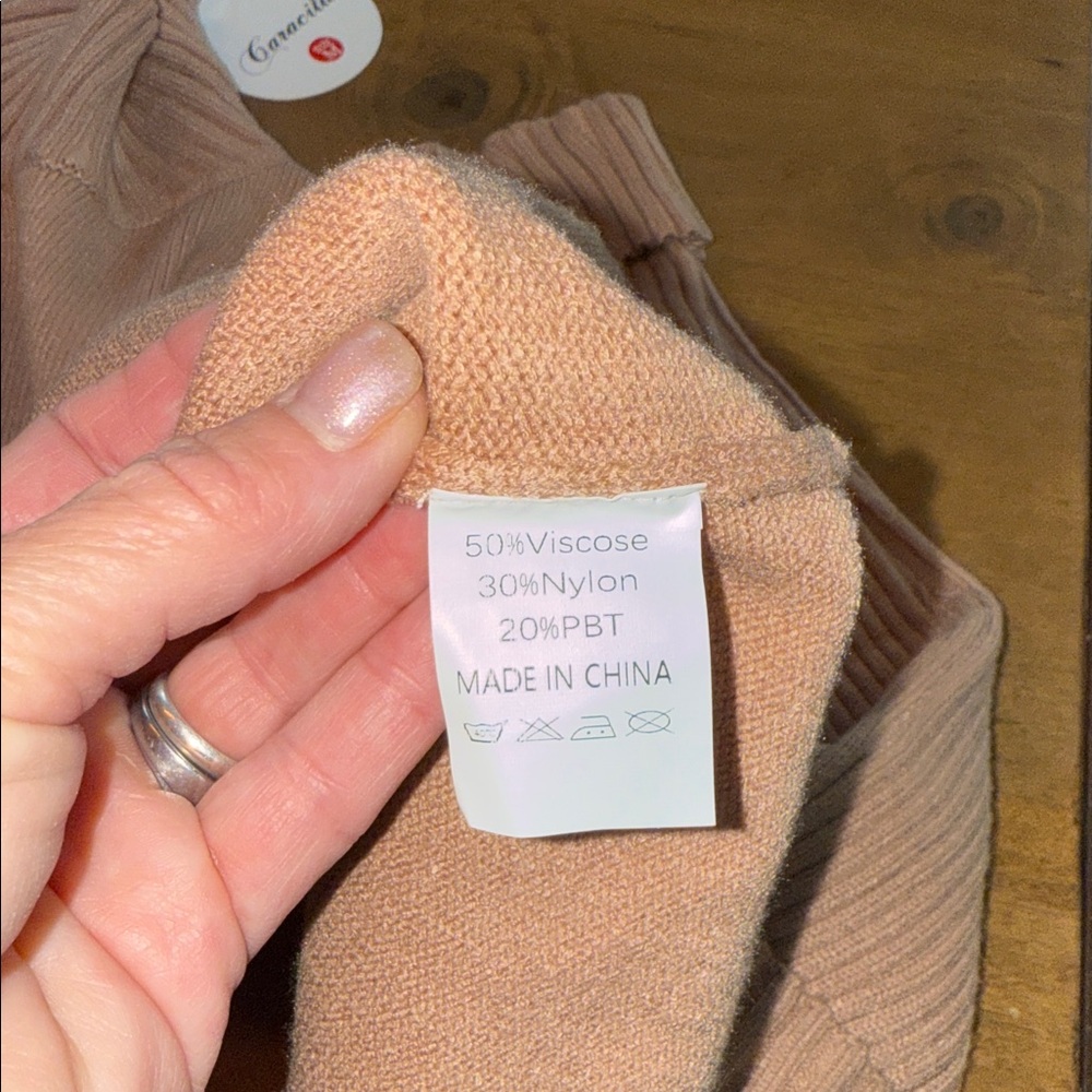 Women's Tan Knit Sweater and Pants Set - Picture 7 of 10